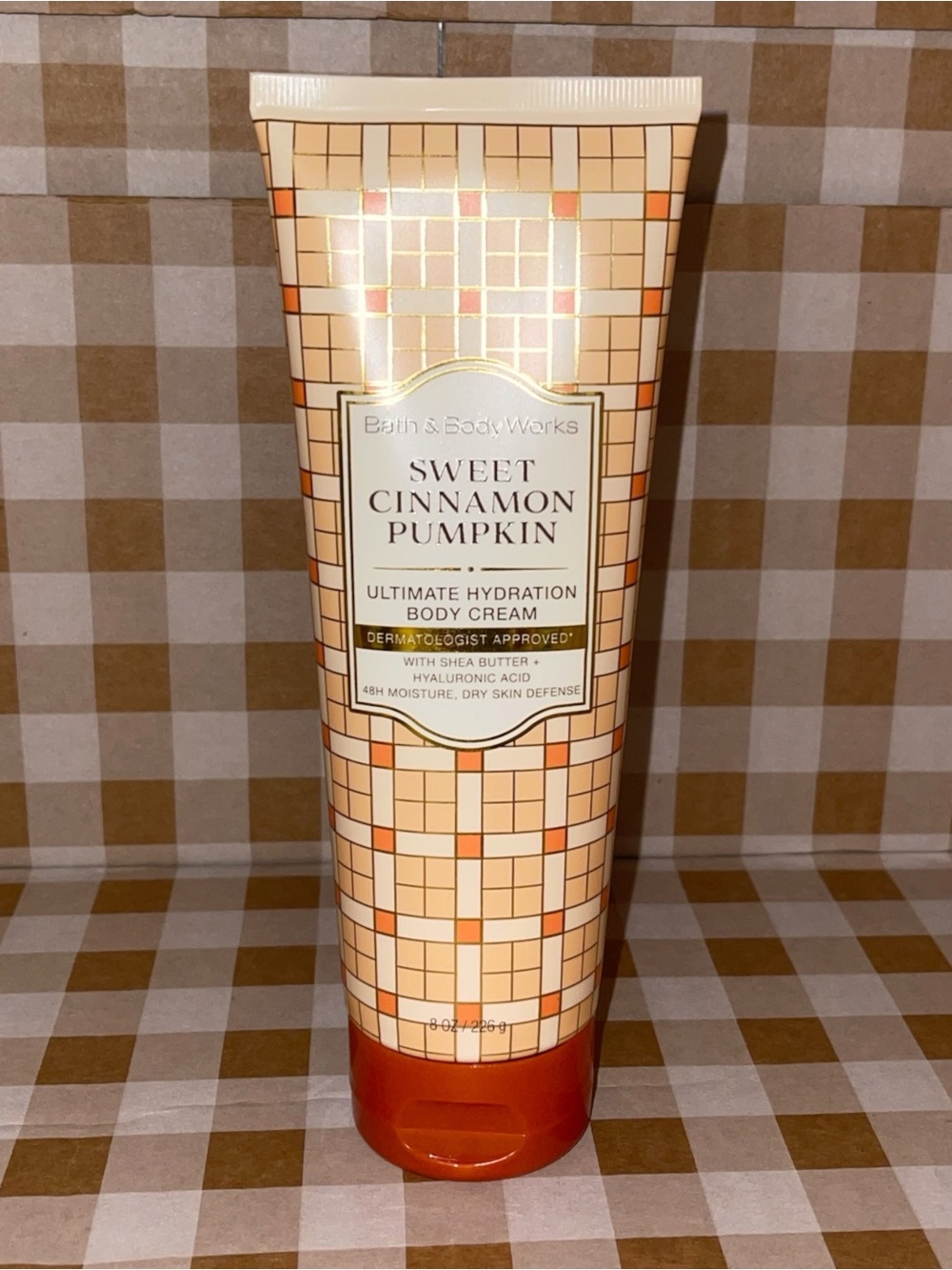 BATH & BODY WORKS SWEET CINNAMON PUMPKIN ULTIMATE HYDRATION BODY CREAM